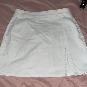 White mini skirt from Lioness